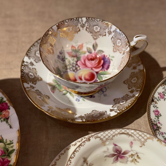 Vintage mix tea party set - 11 piece - Picture 3 of 9